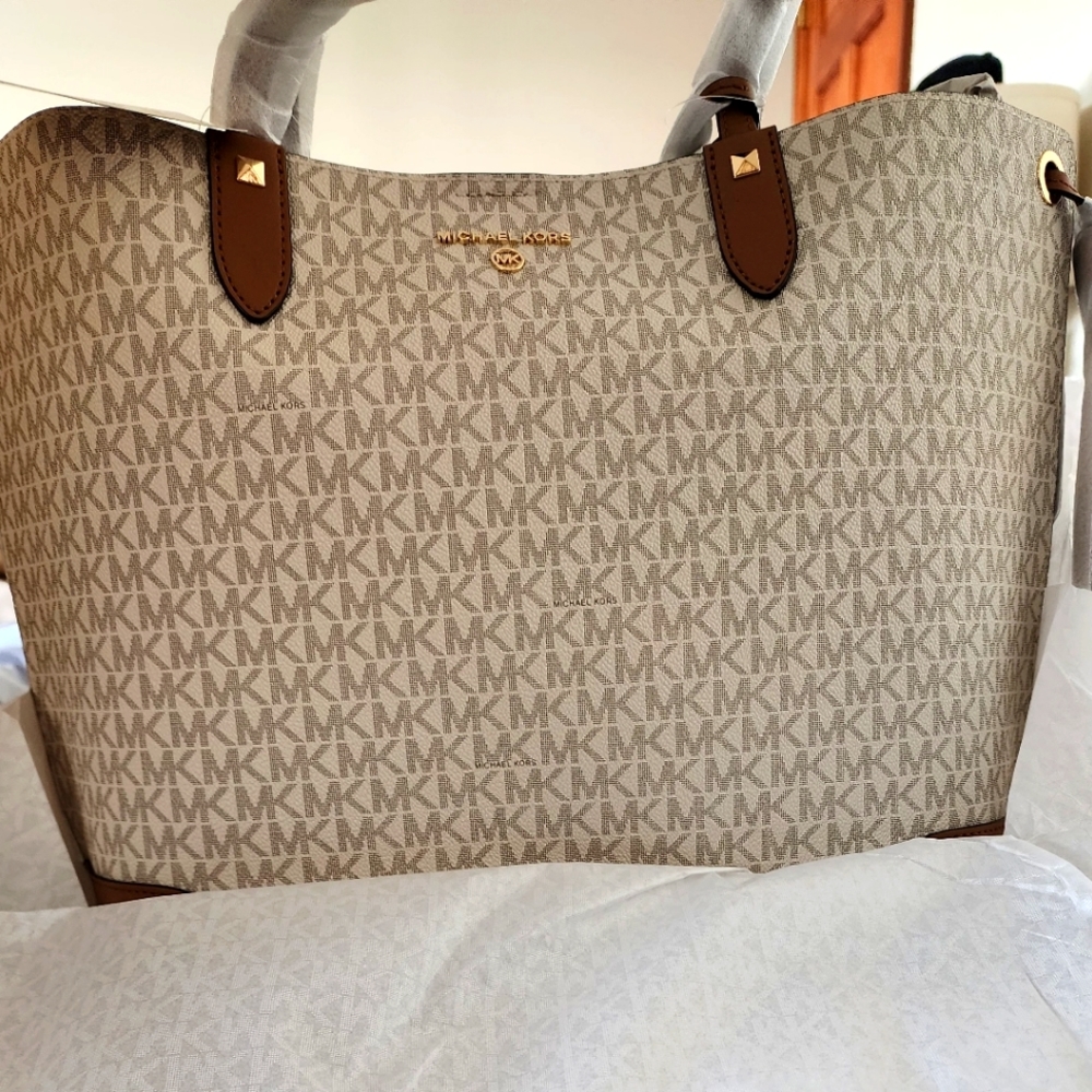 Michael Kors tote